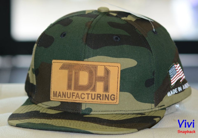 Snapback bít đuôi Camo with Leather Patch Fitted